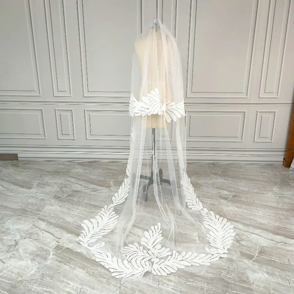 Bespoke | Accessories | Chapel Veil In Tulle Embroidered  display picture 2